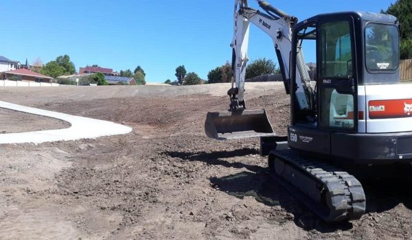 site-levelling-picture-2-e1558948345915 (1)